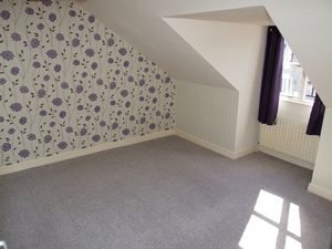 Double bedroom - click for photo gallery